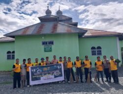 Menyambut Bulan Puasa Ramadhan 1445 Hijriah, Personel Polres Sigi Laksanakan Giat Jumat Bersih