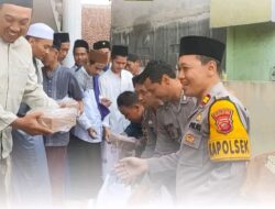 Polri Peduli, Polres Sukabumi Kota Gelar Juma’t Berkah di Kebonpedes